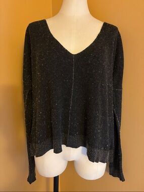 SOH Cozy Black Speckled V-Neck Sweater